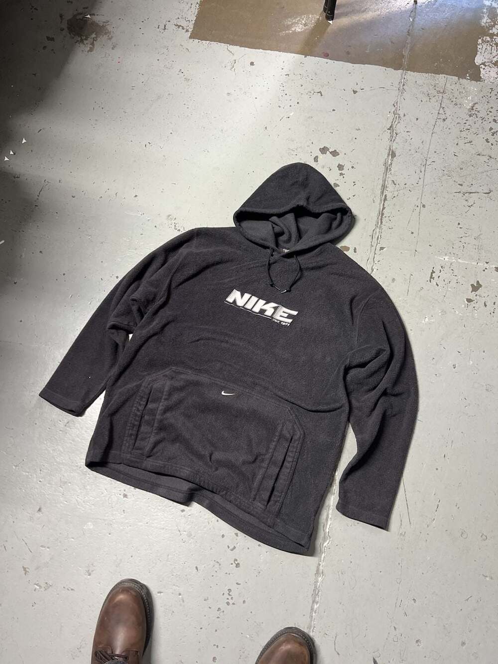 Vintage Nike Spell Out Est. 1971 Fleece Hoodie Dark Gray Center Swoosh